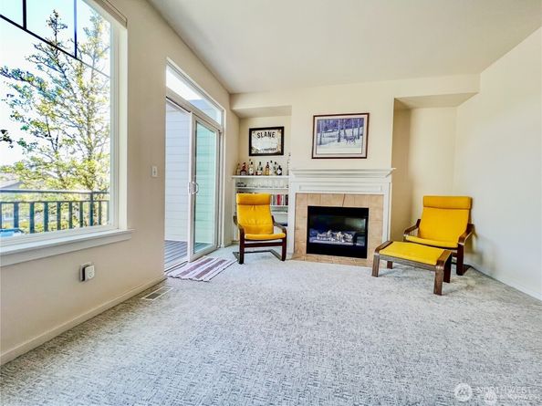 7732 Fairway Avenue SE 203, Snoqualmie WA 98065