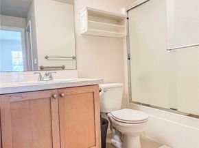 7732 Fairway Avenue SE 203, Snoqualmie WA 98065