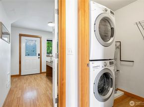 6348 34th Avenue SW C, Seattle WA 98126