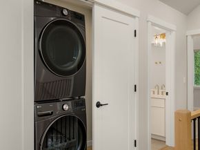 10602 NE 137th Place, Kirkland WA 98033