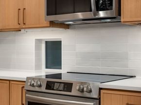 10602 NE 137th Place, Kirkland WA 98034