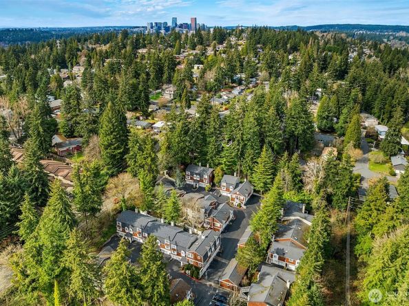 3046 128th Avenue SE 30, Bellevue WA 98005