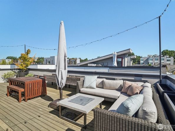 917 29th Avenue S, Seattle WA 98144