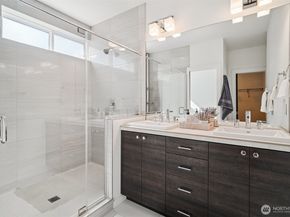 917 29th Avenue S, Seattle WA 98144