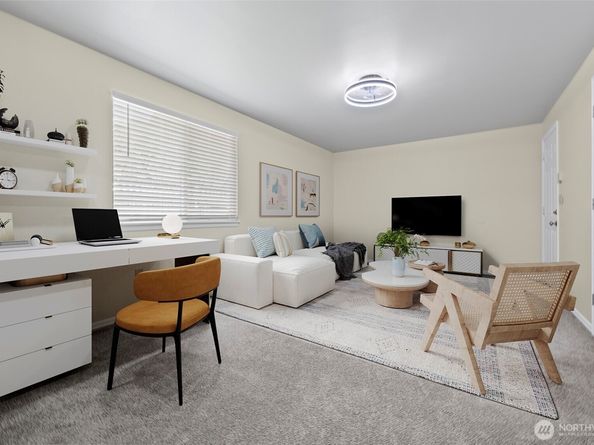 211 138th Place SE, Everett WA 98208