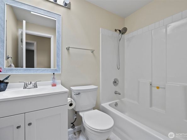 211 138th Place SE, Everett WA 98208