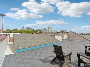 22 John Street 10, Seattle WA 98109