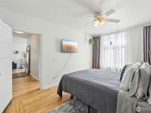 22 John Street 10, Seattle WA 98109