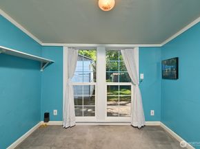 327 NE 90th Street, Seattle WA 98115