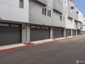 12442 NE 11th Lane A6, Bellevue WA 98005