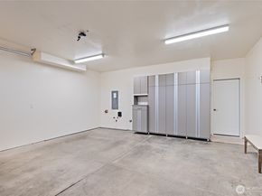 12442 NE 11th Lane A6, Bellevue WA 98005