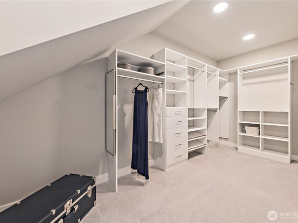 12442 NE 11th Lane A6, Bellevue WA 98005