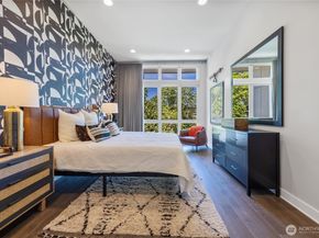 12442 NE 11th Lane A6, Bellevue WA 98005