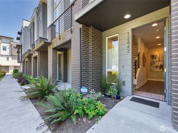12442 NE 11th Lane