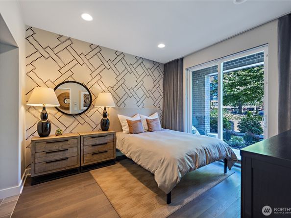 12442 NE 11th Lane A6, Bellevue WA 98005