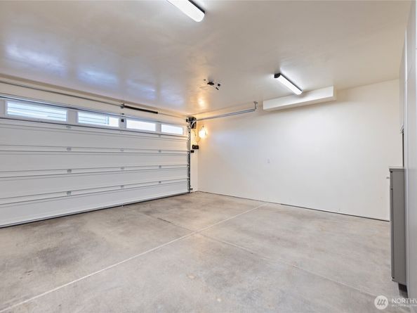 12442 NE 11th Lane A6, Bellevue WA 98005
