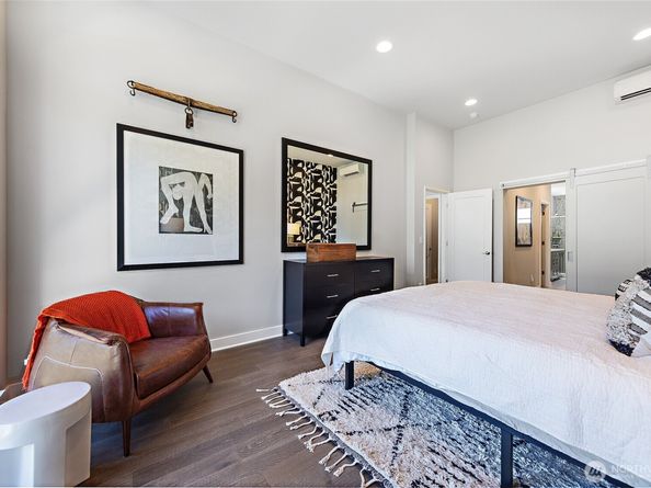 12442 NE 11th Lane A6, Bellevue WA 98005