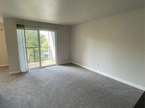 14206 NE 181st Place L206, Woodinville WA 98072