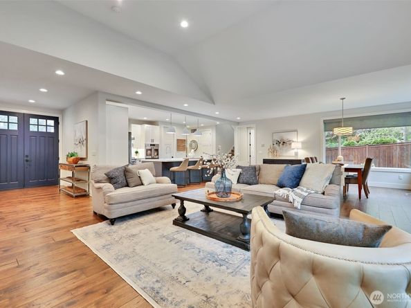 17084 140th Court NE, Woodinville WA 98072