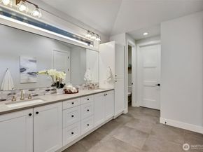 17084 140th Court NE, Woodinville WA 98072