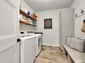17084 140th Court NE, Woodinville WA 98072