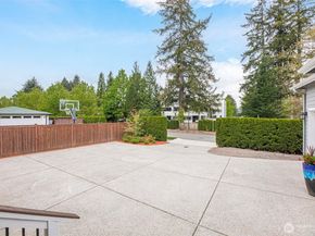 17084 140th Court NE, Woodinville WA 98072