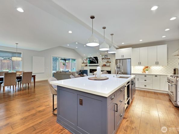 17084 140th Court NE, Woodinville WA 98072