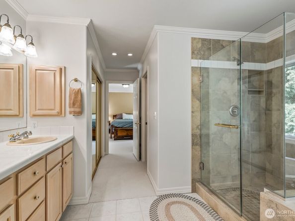 21460 NE 143rd Street, Woodinville WA 98077