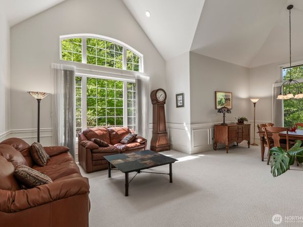 21460 NE 143rd Street, Woodinville WA 98077