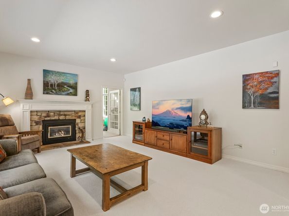 21460 NE 143rd Street, Woodinville WA 98077