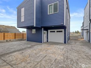 9749 57th Avenue S, Seattle WA 98118
