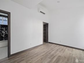 9749 57th Avenue S, Seattle WA 98118
