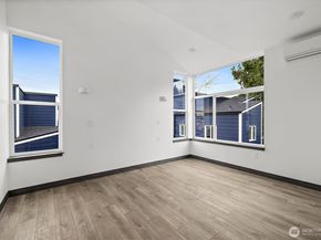 9749 57th Avenue S, Seattle WA 98118