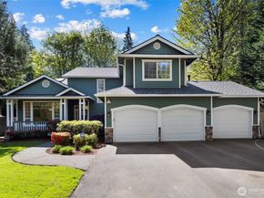 6211 247th Avenue NE, Redmond WA 98053