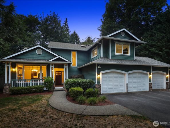 6211 247th Avenue NE, Redmond WA 98053