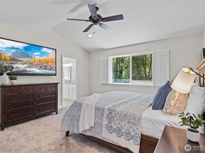 6211 247th Avenue NE, Redmond WA 98053