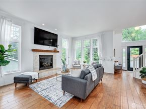 34599 Bridge View Drive NE, Kingston WA 98346