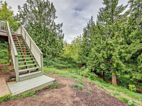 34599 Bridge View Drive NE, Kingston WA 98346