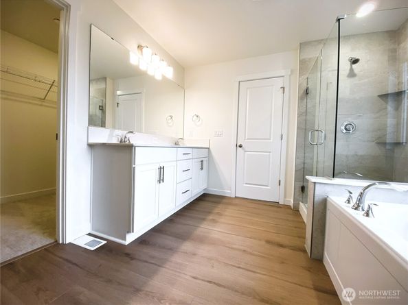 1447 121st Avenue SE 9, Lake Stevens WA 98258