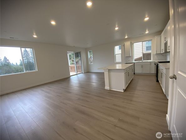 1447 121st Avenue SE 9, Lake Stevens WA 98258