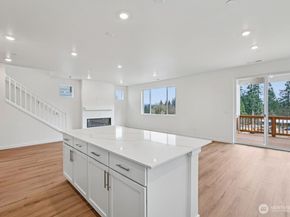 1447 121st Avenue SE MB 09, Lake Stevens WA 98258