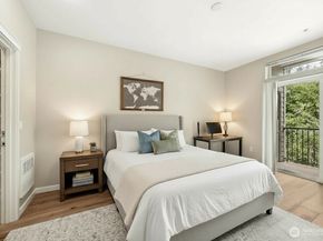 4335 Issaquah Pine Lake Road SE 1402, Sammamish WA 98075