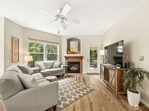 4335 Issaquah Pine Lake Road SE 1402, Sammamish WA 98075