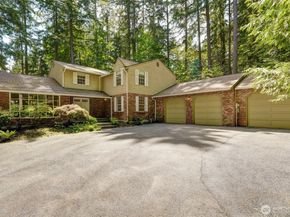 2833 140th Avenue NE, Bellevue WA 98005