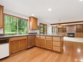2833 140th Avenue NE, Bellevue WA 98005