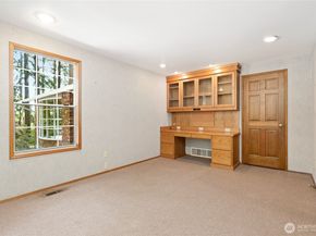 2833 140th Avenue NE, Bellevue WA 98005