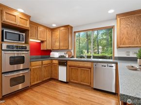 2833 140th Avenue NE, Bellevue WA 98005