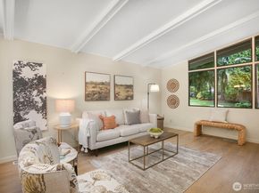 7426 139th Place NE, Redmond WA 98052