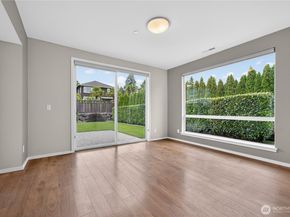 27901 106th Avenue SE, Kent WA 98030