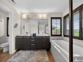27901 106th Avenue SE, Kent WA 98030